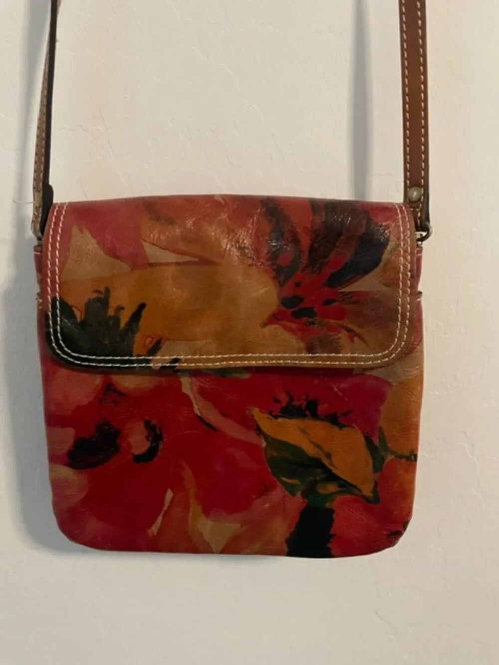 Patricia Nash Balluri Crossbody Bag in Spring Multicolor Floral Print.